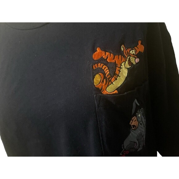 VINTAGE Disney Eeyore & Tigger Embroidered Pocket T-Shirt SZ Large Blue Adult - Picture 12 of 16